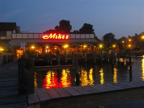 Mike's crabhouse - Mike’s Crab House Riva. mikescrabhouse.com. This family-owned operation has been anchored on the South River for more than 60 years. It’s a favorite …